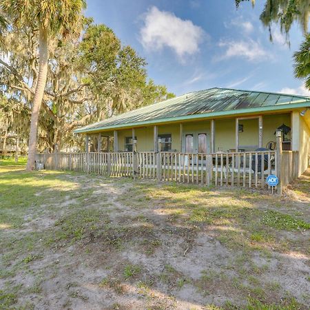 Lush Lorida Home On Lake Istokpoga سيبرينغ المظهر الخارجي الصورة