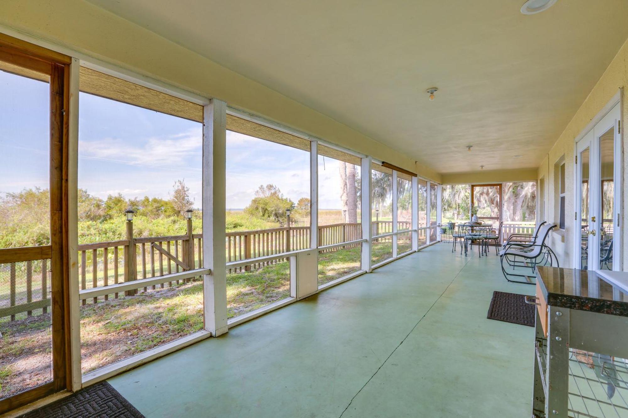 Lush Lorida Home On Lake Istokpoga سيبرينغ المظهر الخارجي الصورة
